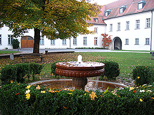 Marlies Sonnentag | Urlaubskurse im Kloster Niederaltaich Stressbewältigung durch Achtsamkeit - MBSR (mindfulness based stress reduction) und andere achtsamkeitsbasierte Verfahren 