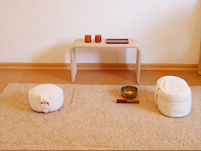 Stressbewältigung durch Achtsamkeit - MBSR (mindfulness based stress reduction) und andere achtsamkeitsbasierte Verfahren Marlies Sonnentag,  M.Sc. M.Th.